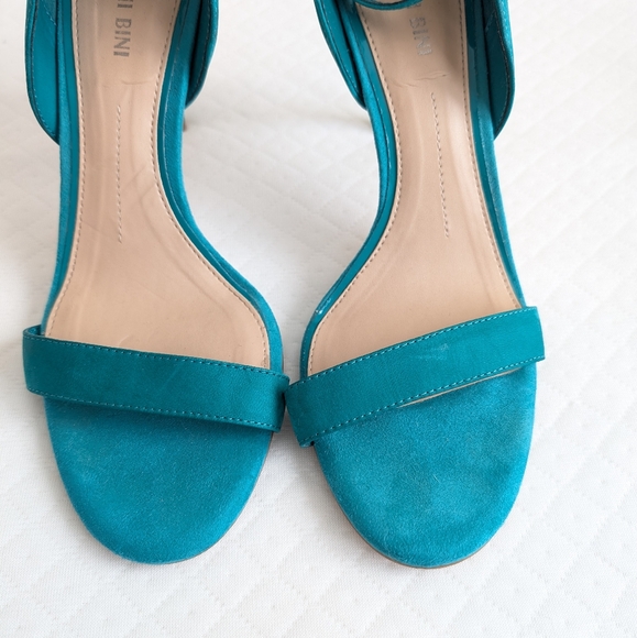Gianni Bini Suede Teal Open Toe High Heels, size 9, Party Wedding Prom - Picture 9 of 9